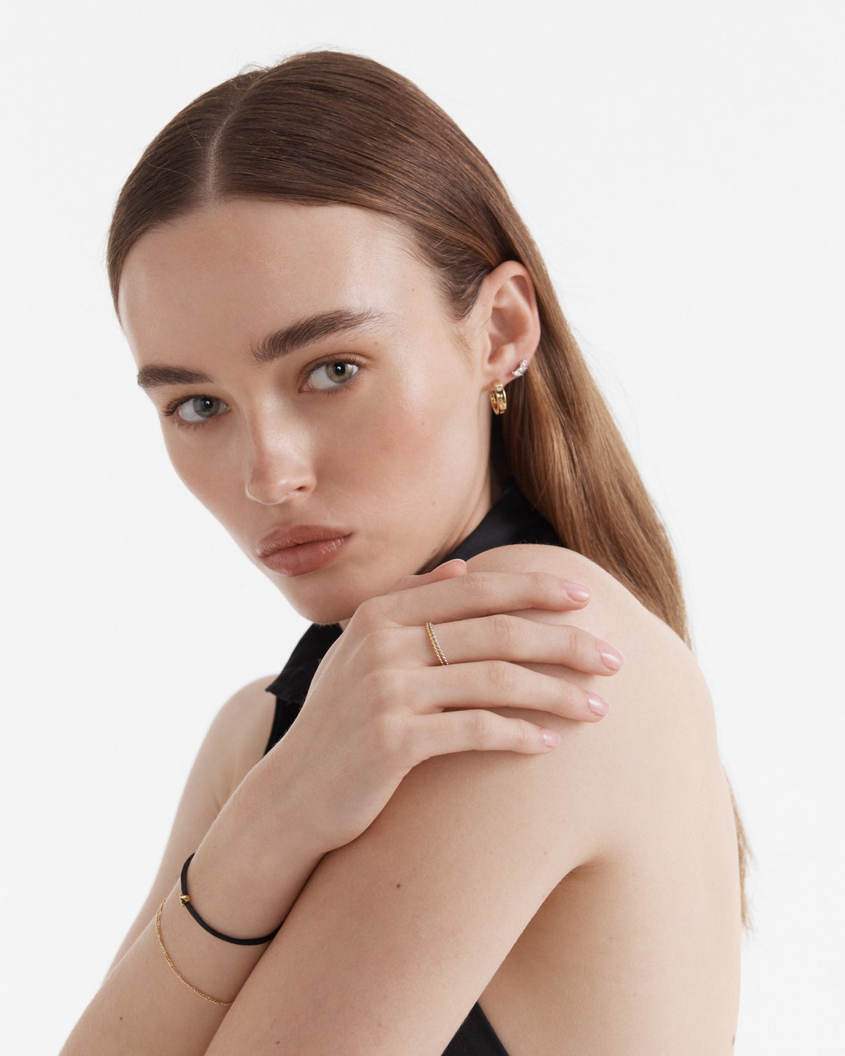 Lucent Small Hoop Earrings - Gold