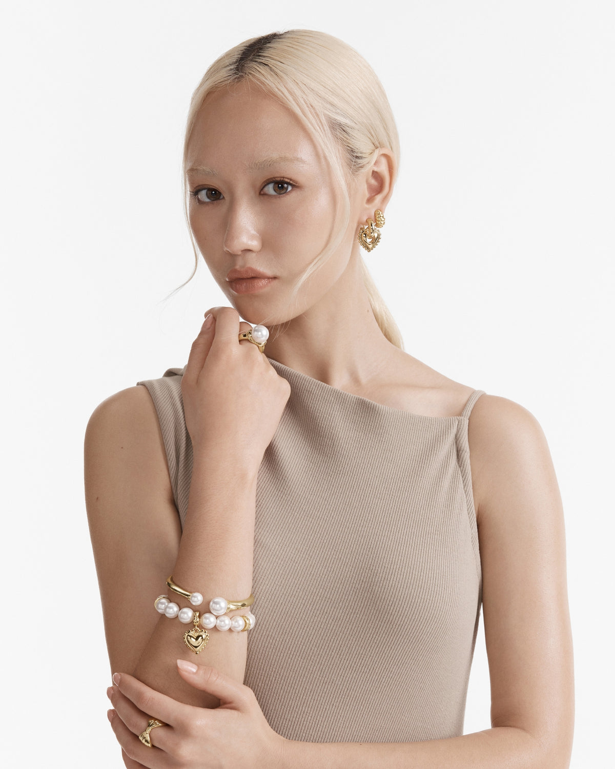 En Pointe Pearl Bangle - Gold