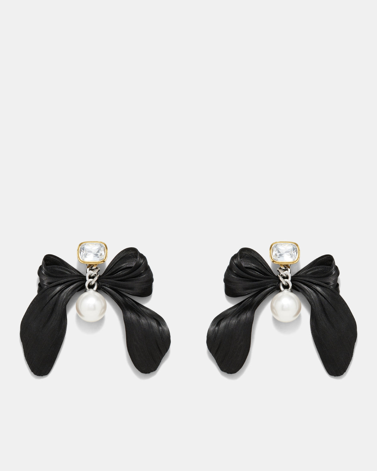 Pirouette Pearl Earrings - Black