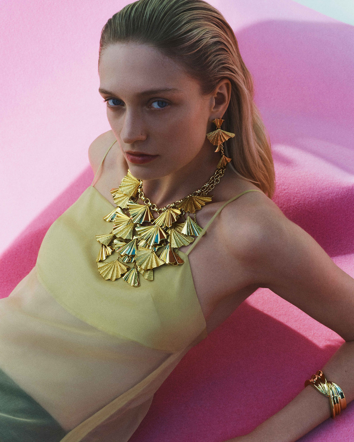 Fold Charm Necklace - Gold