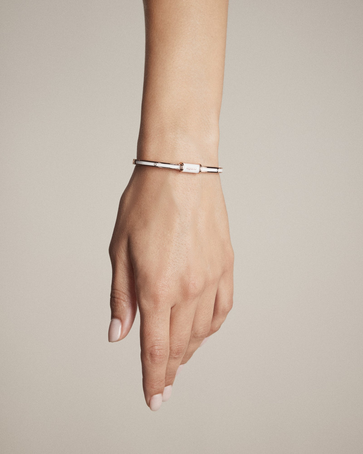 Enamour Bangle - Vanilla