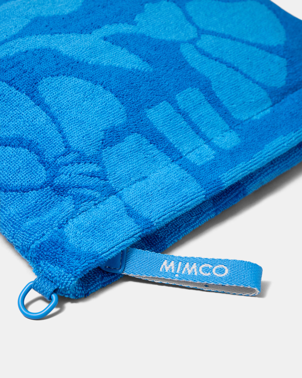 Skye Beach Pouch